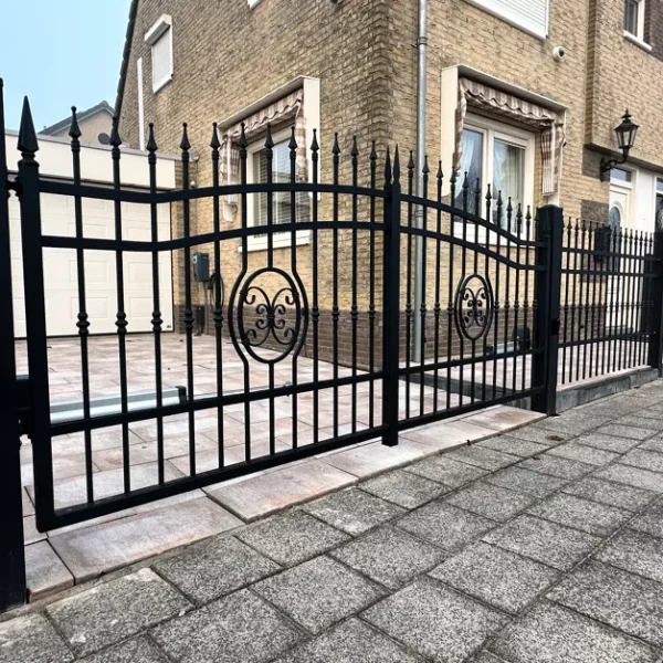 London - massief - Dubbele Draaipoort - 0357